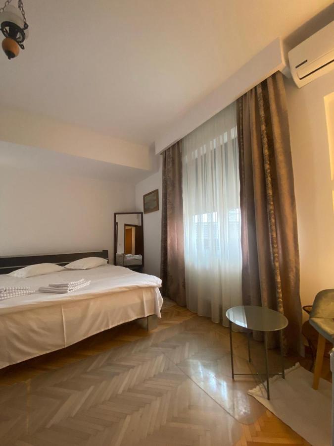 Dinamic Studio Old Town Бухарест Екстер'єр фото